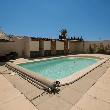 Maison 4 Avec Piscine Villa Saint-Gilles (Gard)