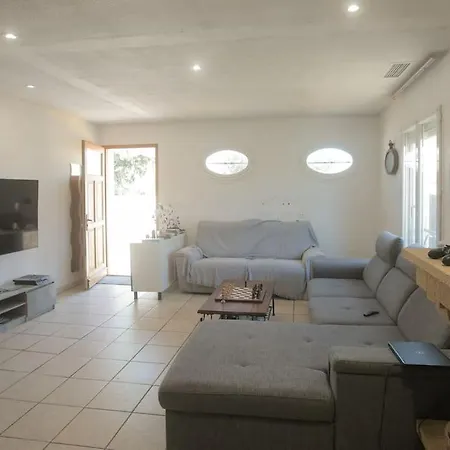Maison 4 Avec Piscine Villa *