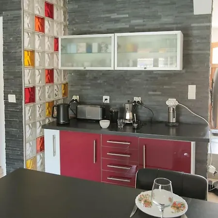 Maison 4 Avec Piscine Villa *